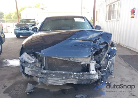 2018 Audi A4 2.0T Premium/2.0T Tech Premium из США, поврежденный, VIN WAUENAF41JA086452